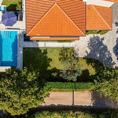 Rita In Pinezici - Haus Fuer 5 Personen Villa *